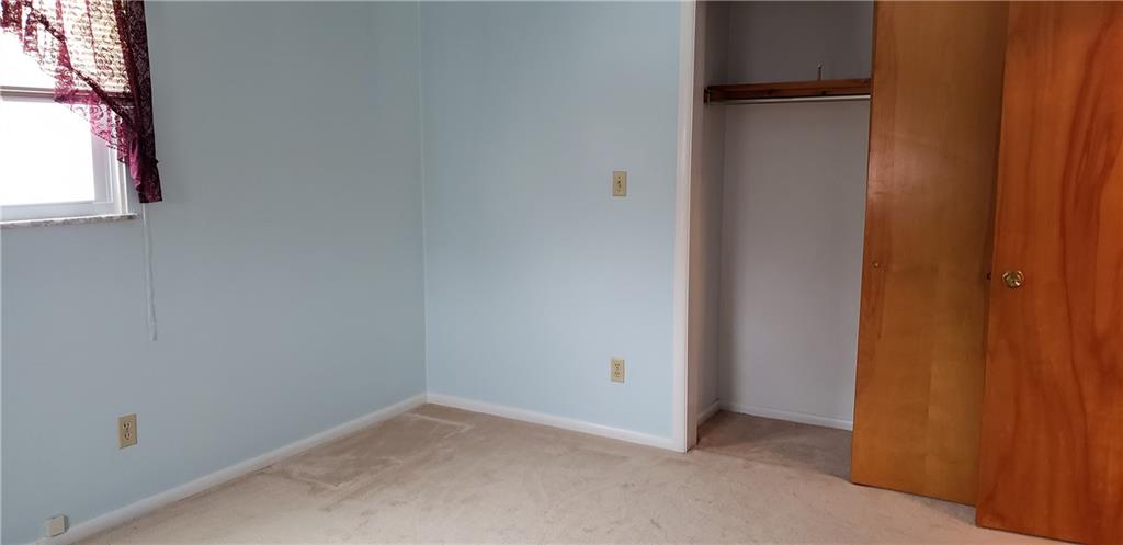969 Edmon Road Apollo, PA 15613 - Photo 15 of 25 Large & deep closets!