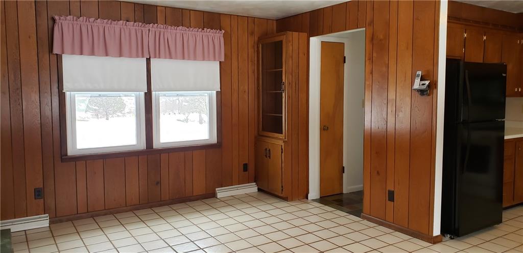 969 Edmon Road Apollo, PA 15613 - Photo 5 of 25 Upon entering into the Dining Room flowing into the kitchen