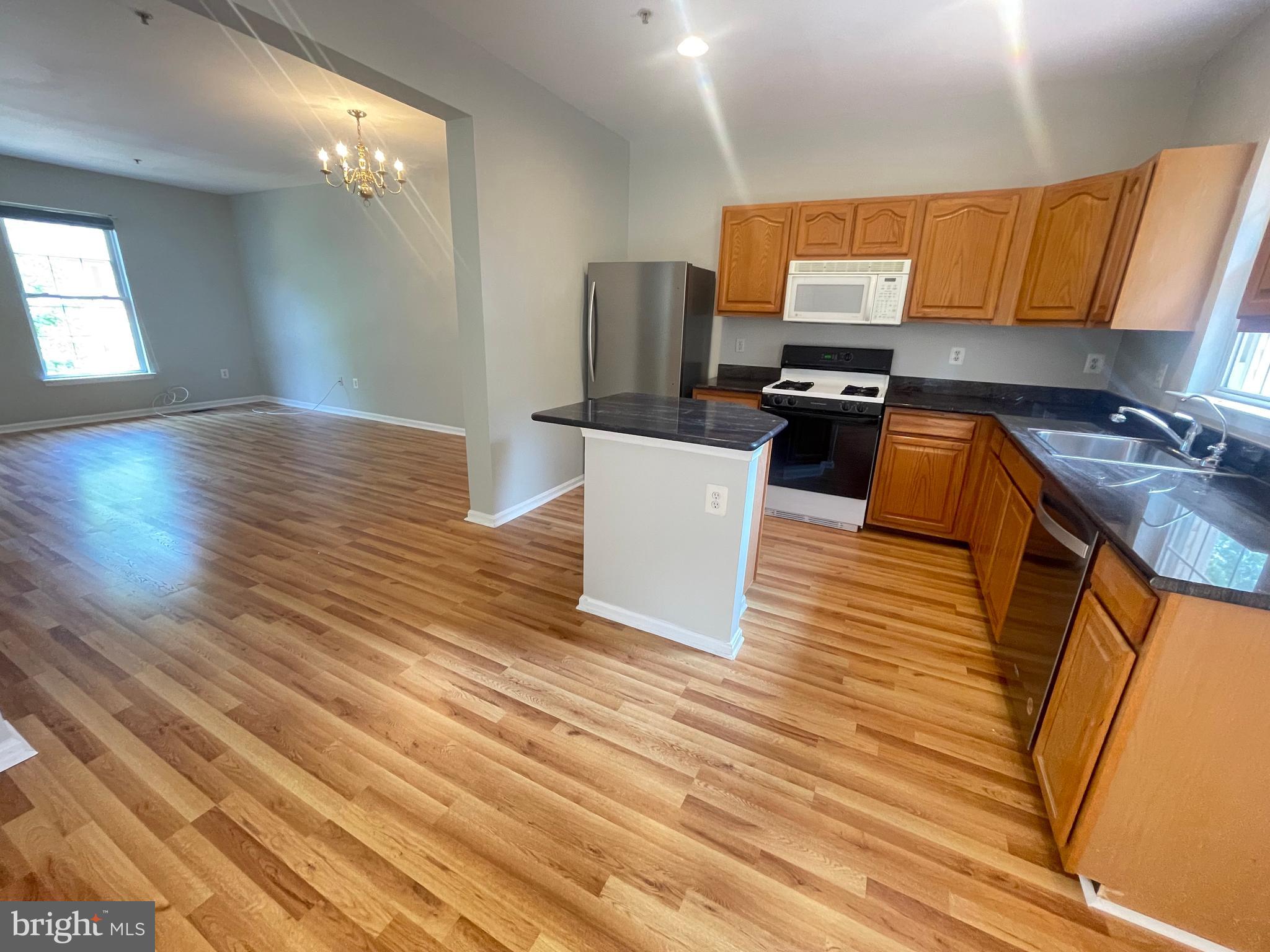 13342 Rushing Water Way Germantown, MD 20874 - Photo 15 of 33 Gallery Image 15