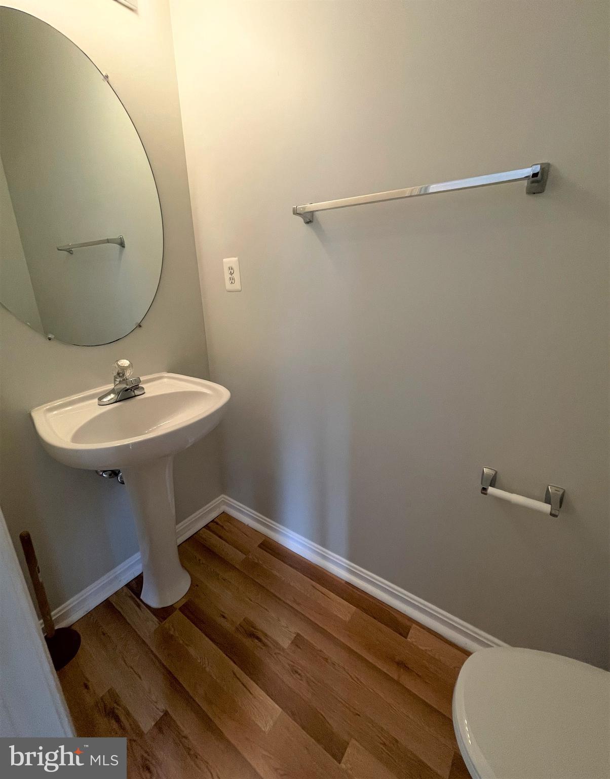 13342 Rushing Water Way Germantown, MD 20874 - Photo 16 of 33 Mail level powder room