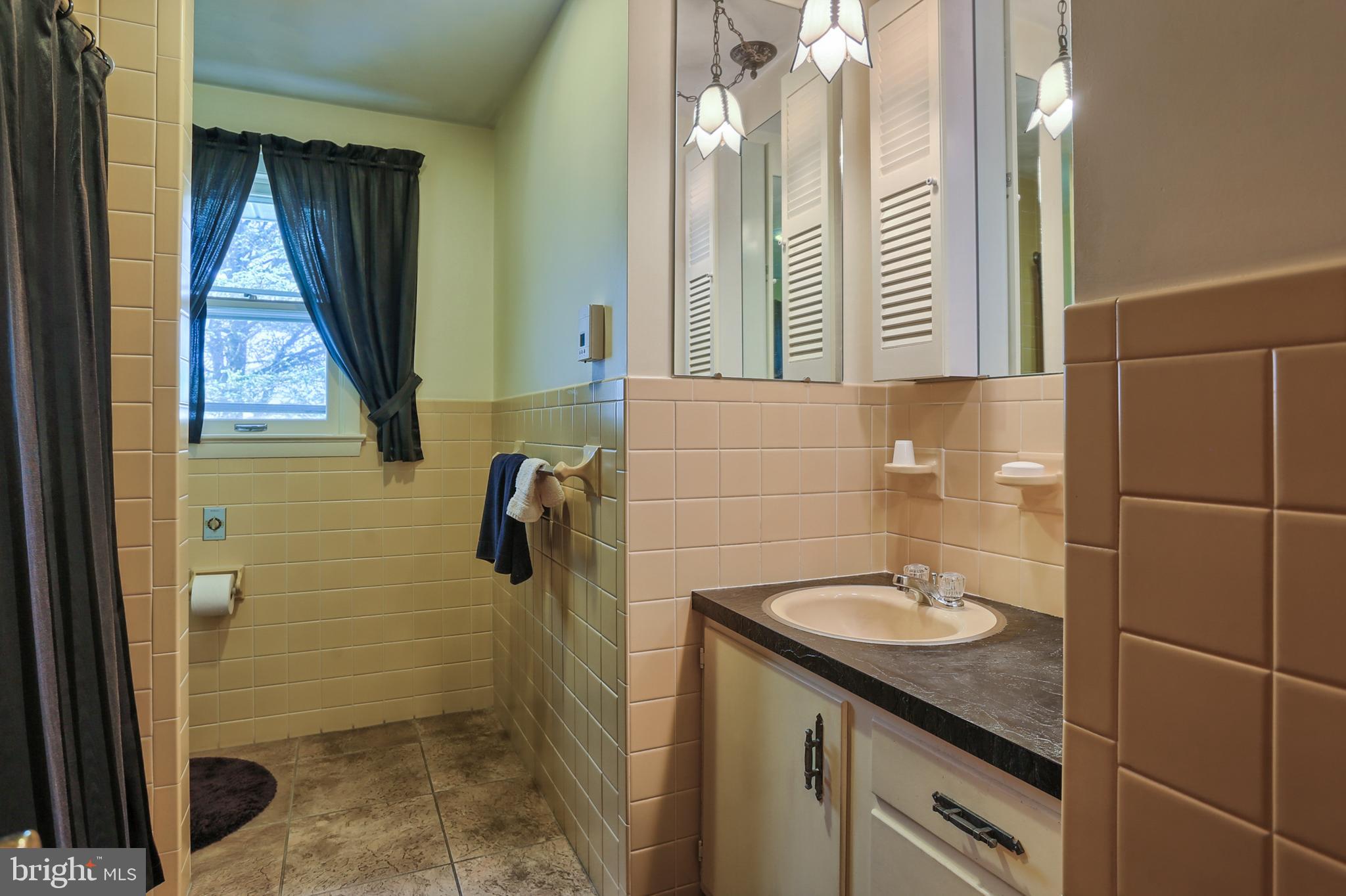 1124 Kochenderfer Road Lebanon, PA 17046 - Photo 22 of 36 Gallery Image 22