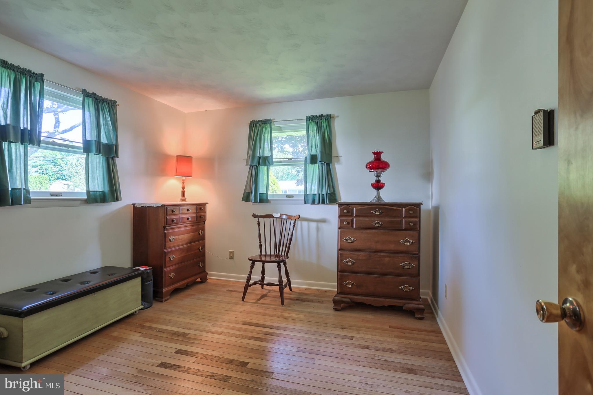 1124 Kochenderfer Road Lebanon, PA 17046 - Photo 25 of 36 Hardwood in this bedroom