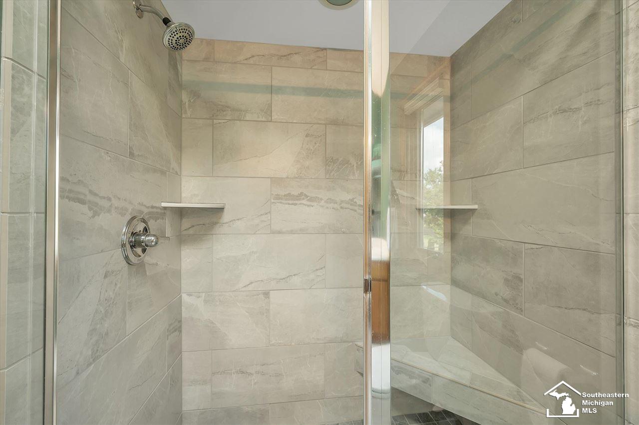 3191 Chanson Valley Road Lambertville, MI 48144 - Photo 29 of 45 50045116-28.JPG