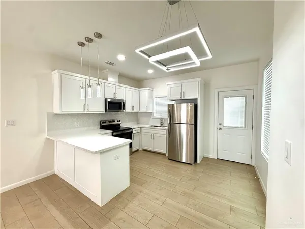 $1,350 | 1801 West Violet Drive, Unit 4, Pharr, TX 78577