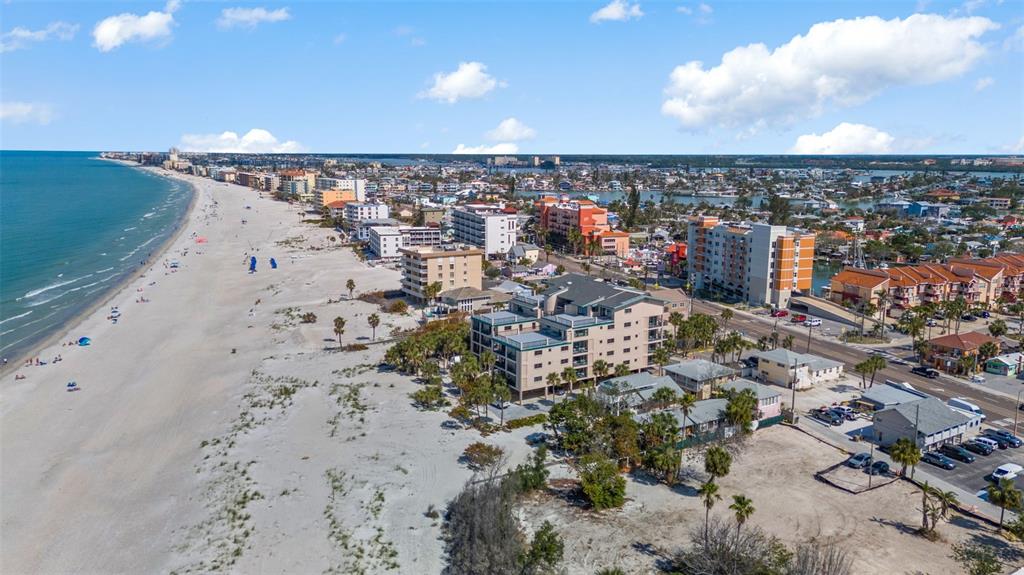 13062 Gulf Boulevard Madeira Beach, FL 33708 - Photo 16 of 72