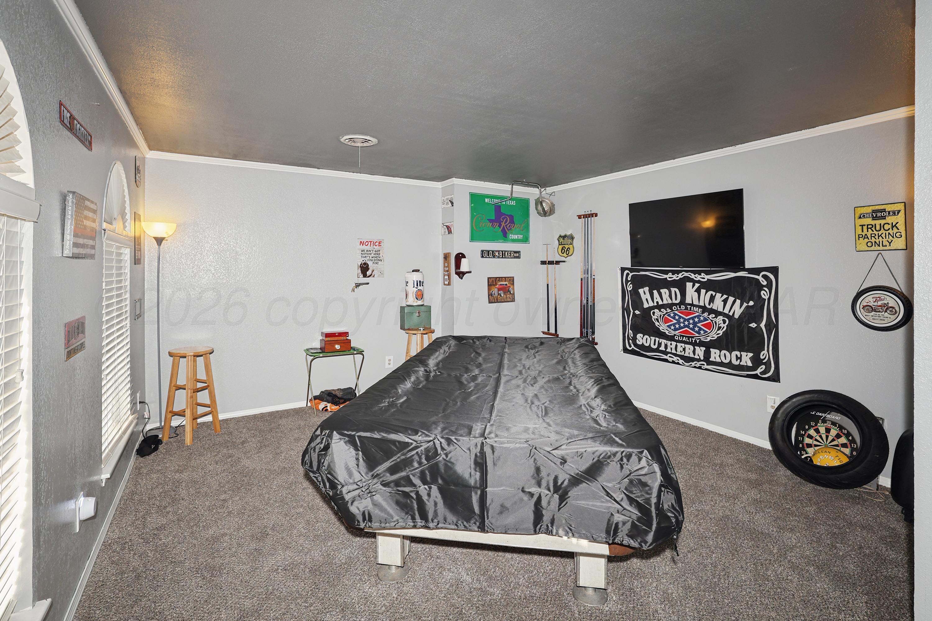 413 Houston Street Borger, TX 79007 - Photo 4 of 15 4-Formal Living Area