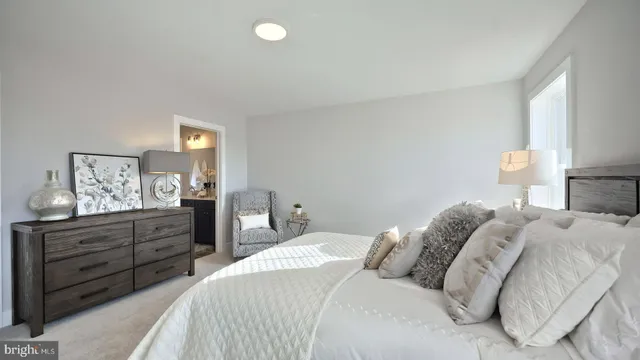 $469,800 | 2505 Hawthorne Drive, Harrisburg, PA 17110