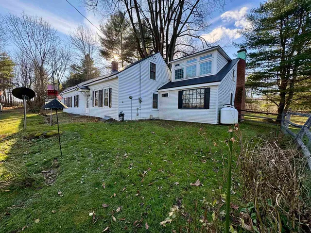 $350,000 | 999 Upper Plain, Bradford, VT 05033