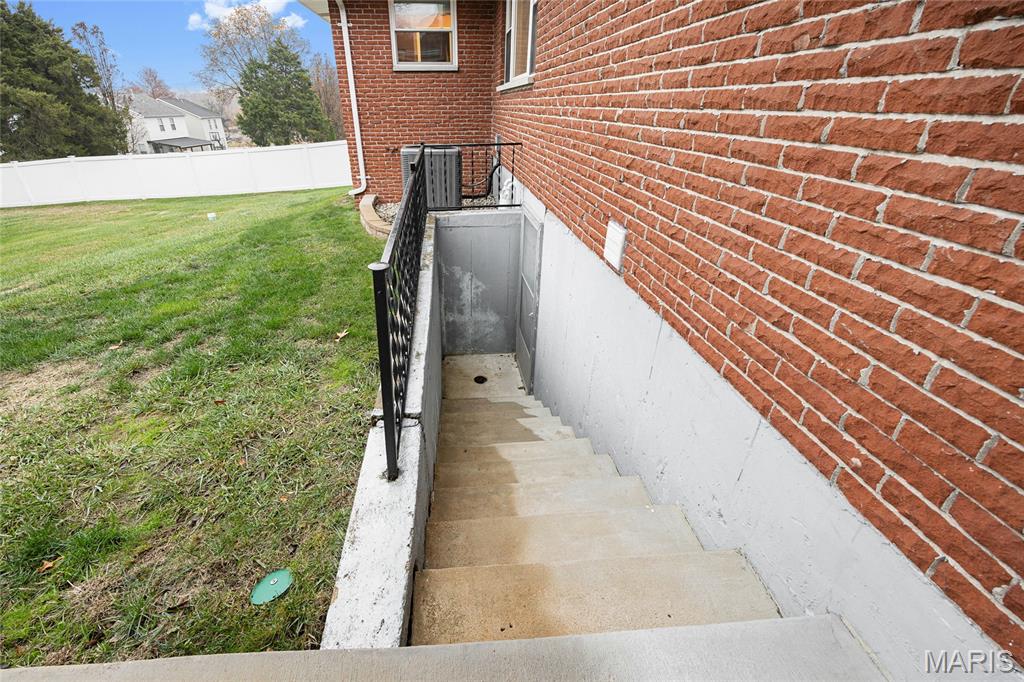 330 Fenton View Drive Fenton, MO 63026 - Photo 17 of 21