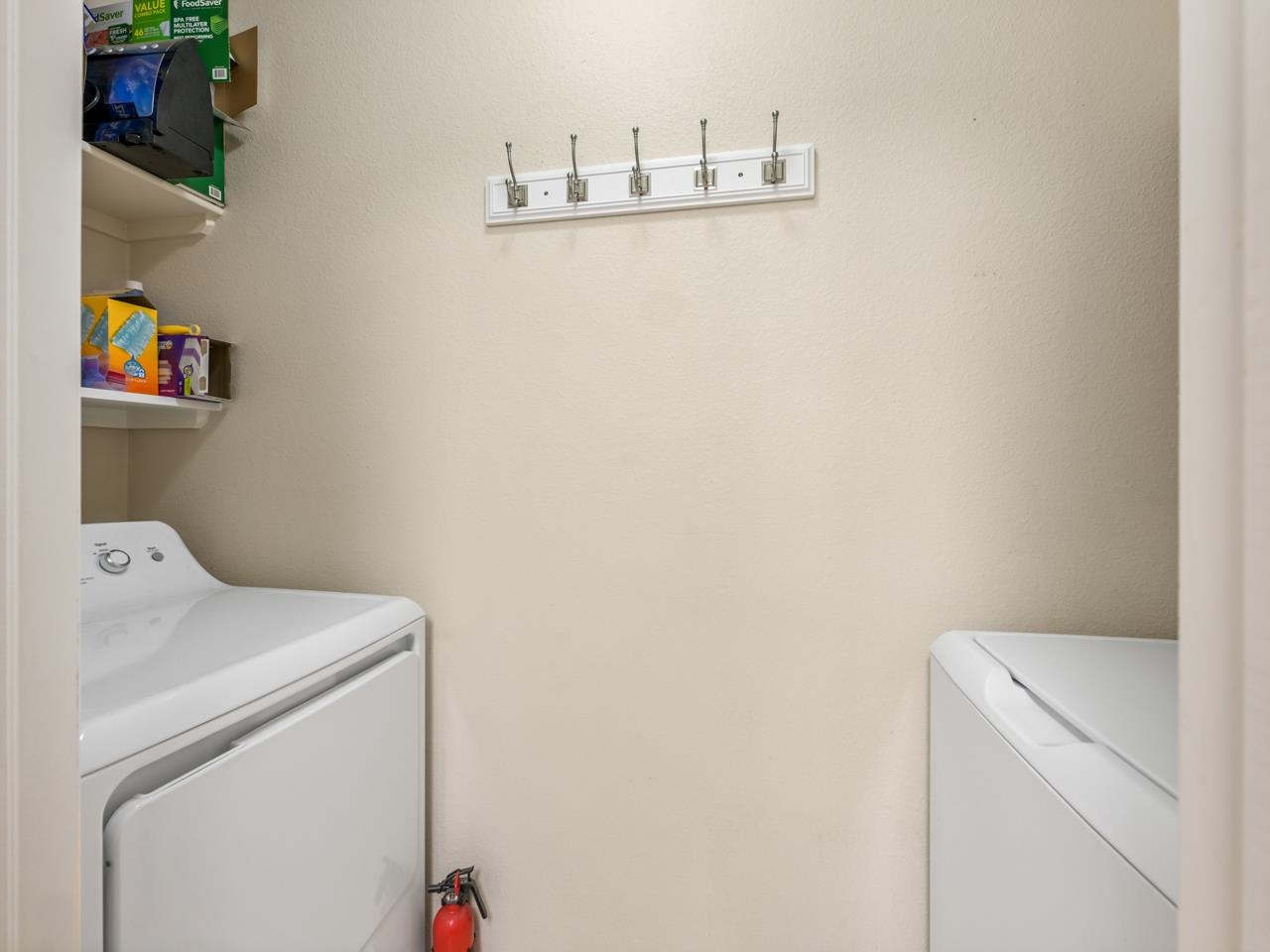 490 Ridge Lane Grand Junction, CO 81504 - Photo 9 of 24 Gallery Image 9