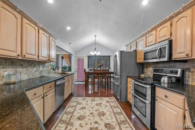 $490,000 | 2204 Crown Point Drive, Cape Girardeau, MO 63701