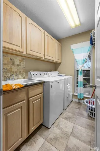 $490,000 | 2204 Crown Point Drive, Cape Girardeau, MO 63701