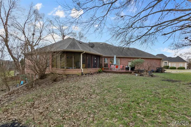 $490,000 | 2204 Crown Point Drive, Cape Girardeau, MO 63701