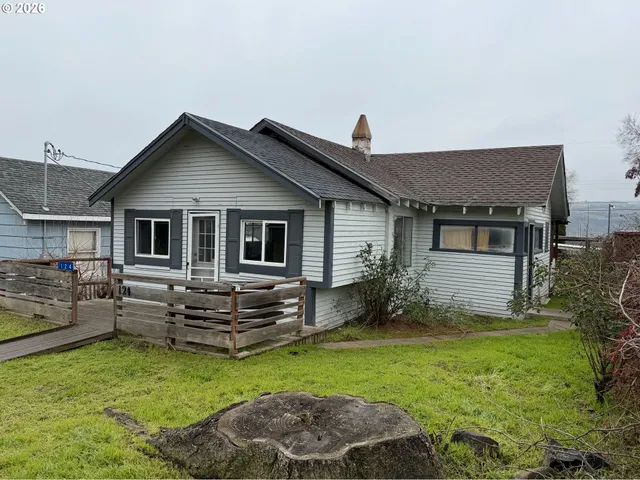 $119,900 | 124 Main Street, Wishram, WA 98673