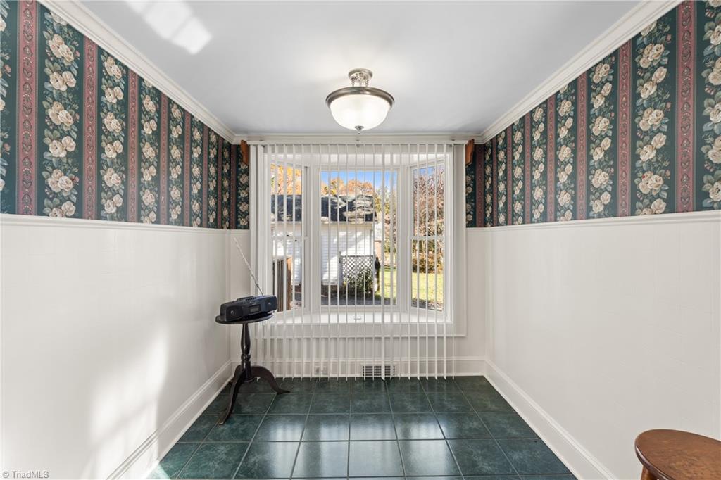 7945 Broad Street Rural Hall, NC 27045 - Photo 13 of 41