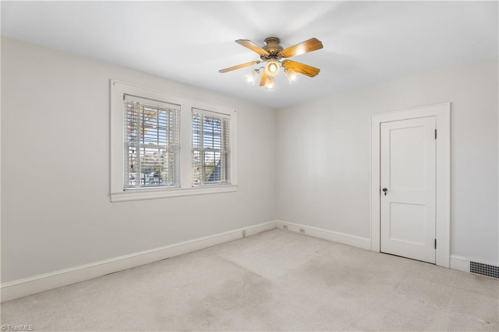 7945 Broad Street Rural Hall, NC 27045 - Photo 32 of 41