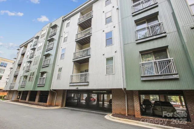 $260,000 | 630 Calvert Street, Unit 410, Charlotte, NC 28208