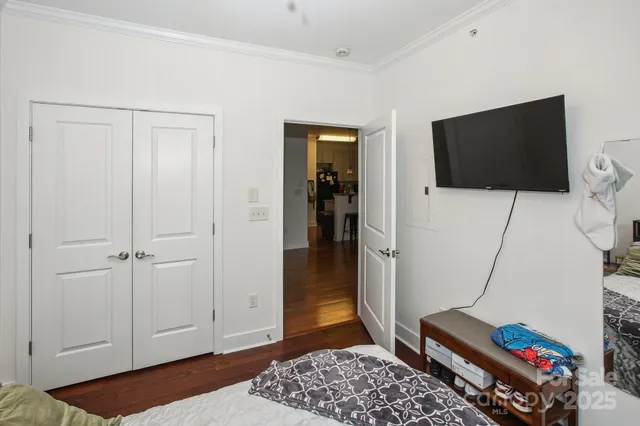 $260,000 | 630 Calvert Street, Unit 410, Charlotte, NC 28208