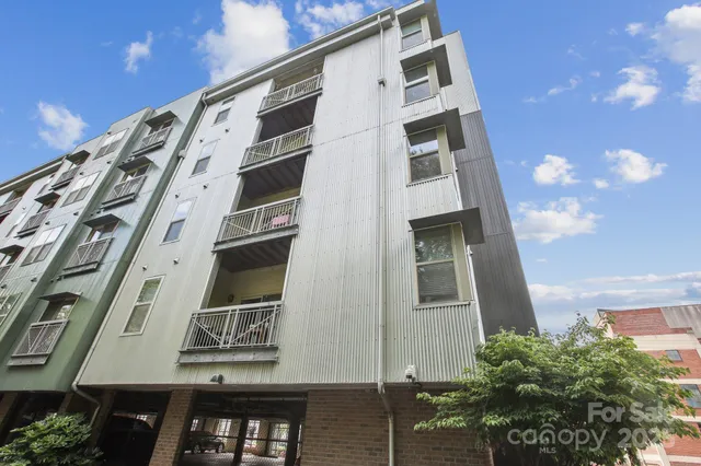 $260,000 | 630 Calvert Street, Unit 410, Charlotte, NC 28208