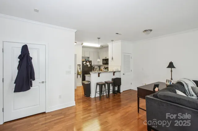 $260,000 | 630 Calvert Street, Unit 410, Charlotte, NC 28208