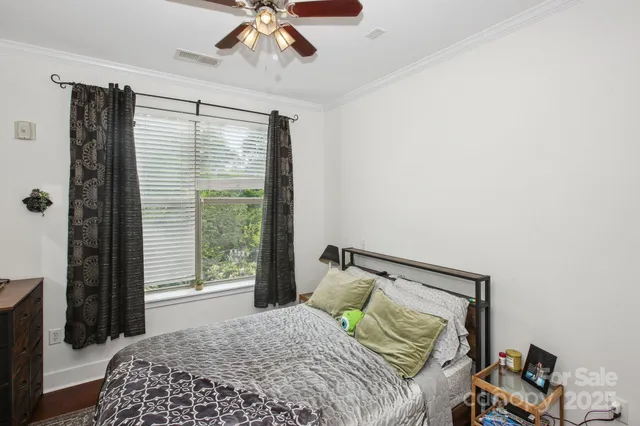 $260,000 | 630 Calvert Street, Unit 410, Charlotte, NC 28208