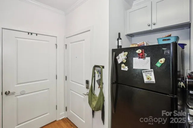 $260,000 | 630 Calvert Street, Unit 410, Charlotte, NC 28208