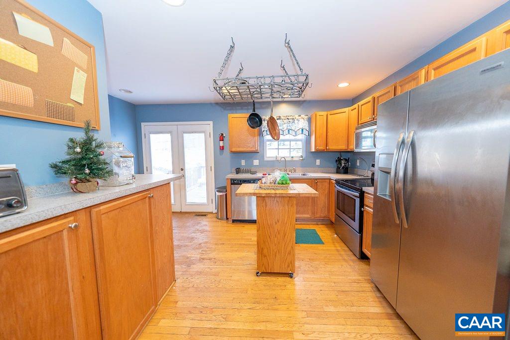 28 Riverside Drive Palmyra, VA 22963 - Photo 4 of 46 Gallery Image 4