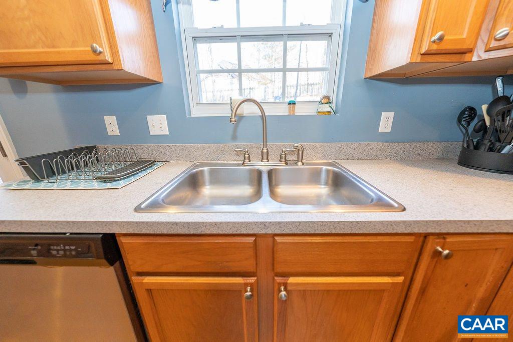 28 Riverside Drive Palmyra, VA 22963 - Photo 8 of 46 Gallery Image 8