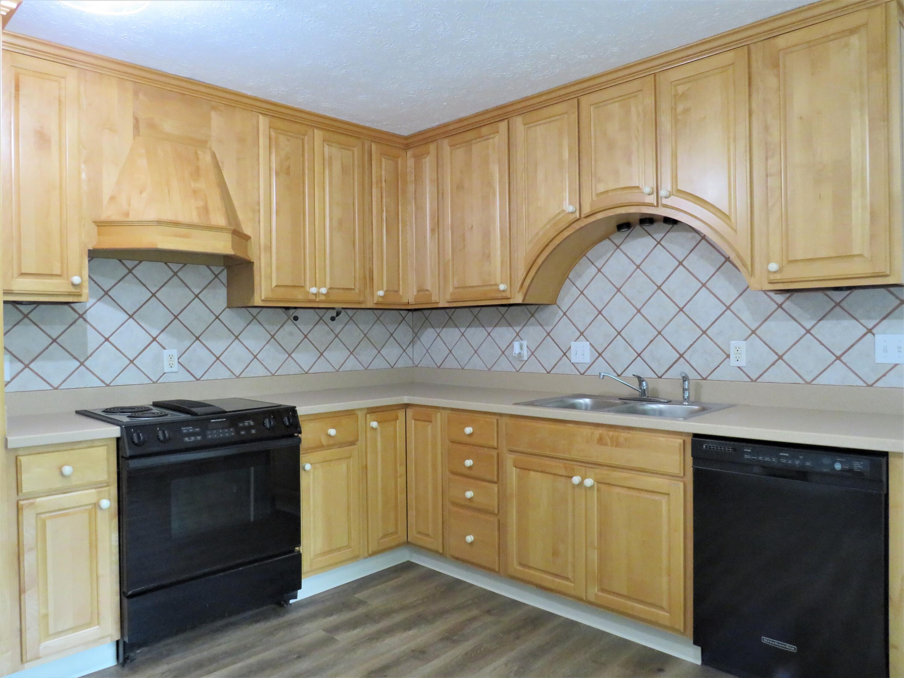 12530 Saylor Road Northwest Baltimore, OH 43105 - Photo 16 of 47 Gallery Image 16