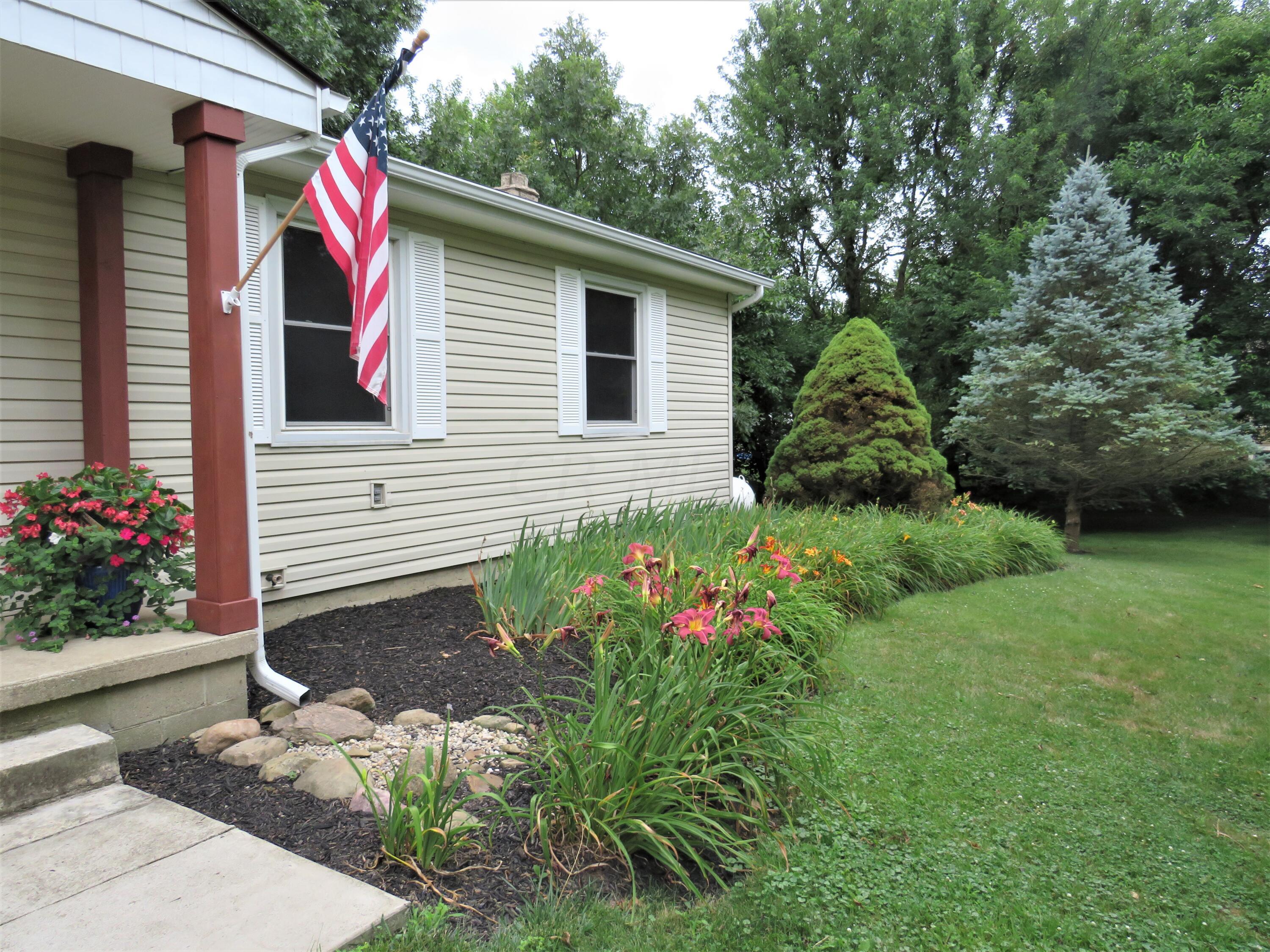12530 Saylor Road Northwest Baltimore, OH 43105 - Photo 8 of 47 Gallery Image 8
