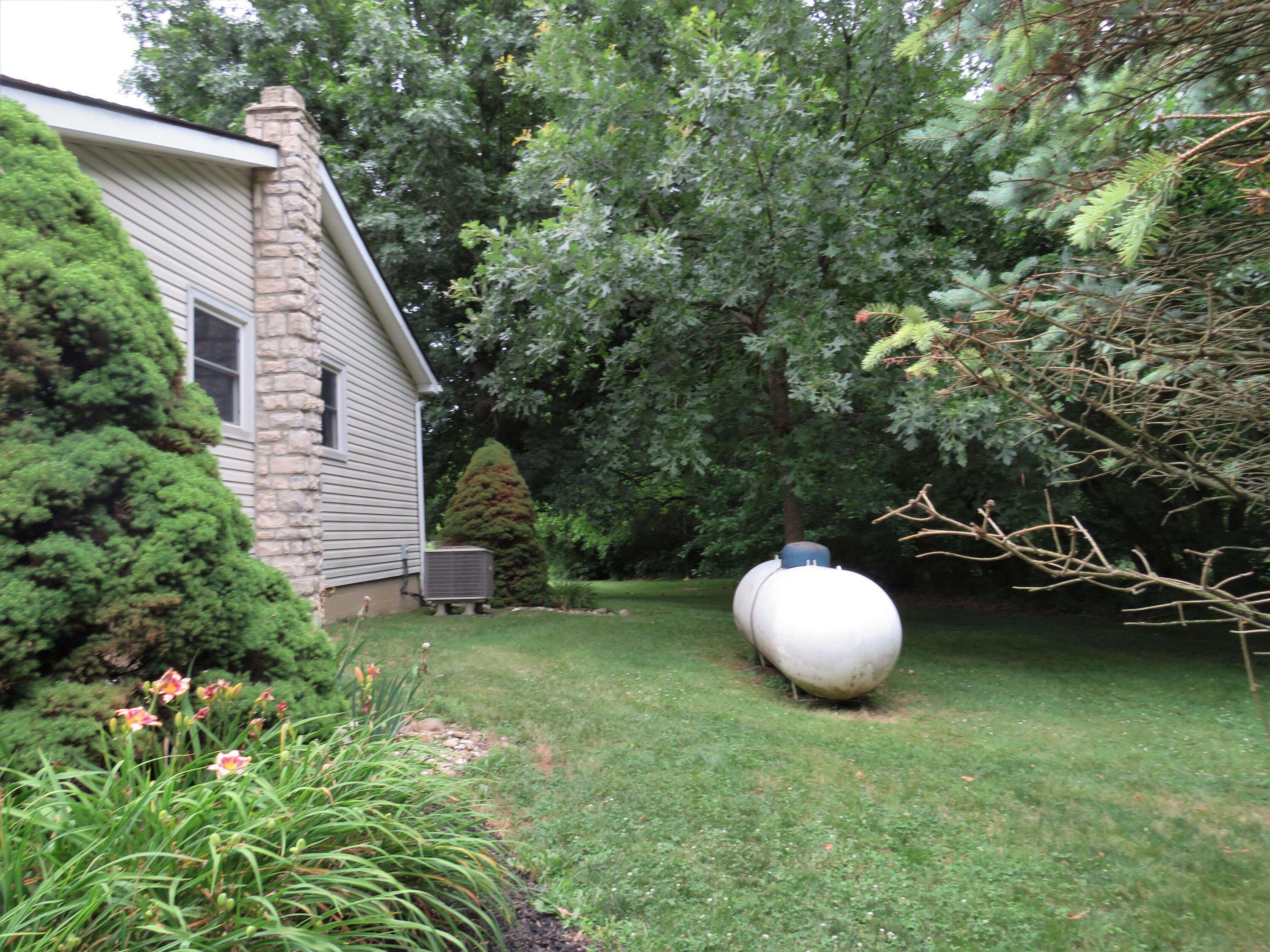 12530 Saylor Road Northwest Baltimore, OH 43105 - Photo 10 of 47 Gallery Image 10