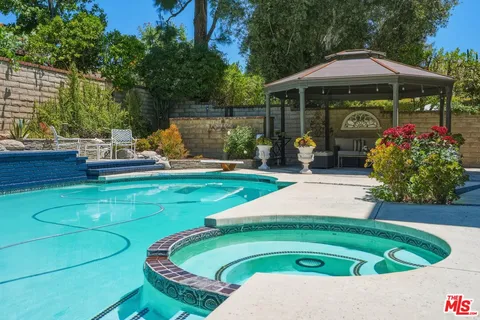 $1,895,000 | 29061 Saddlebrook Drive, Agoura Hills, CA 91301