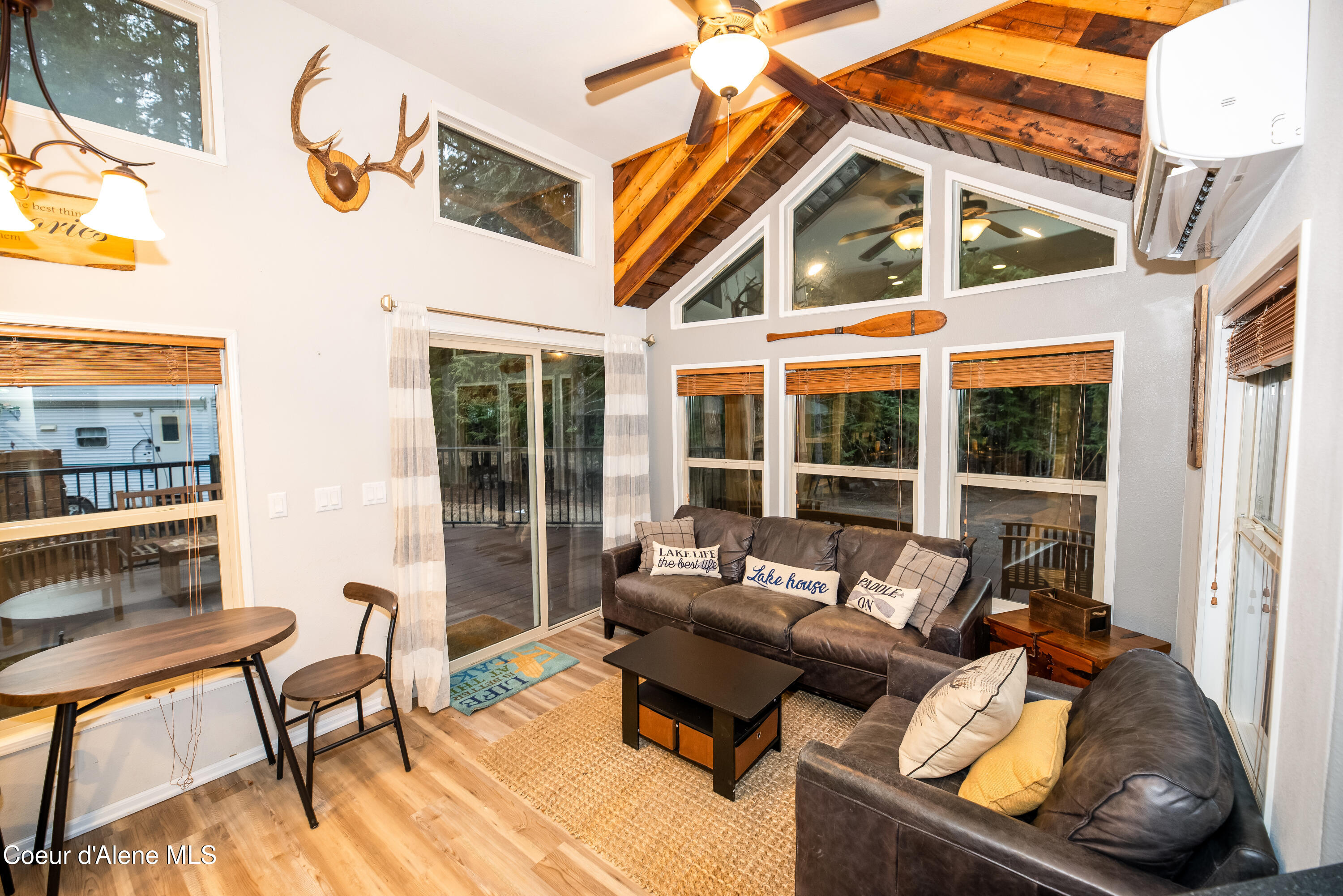 94 Arnold Drive Coolin, ID 83821 - Photo 8 of 18 Living Room