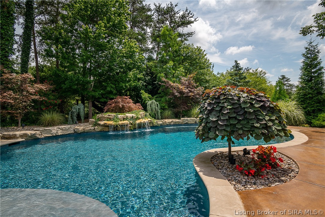 3520 Lafayette Parkway Floyds Knobs, IN 47119 - Photo 23 of 98