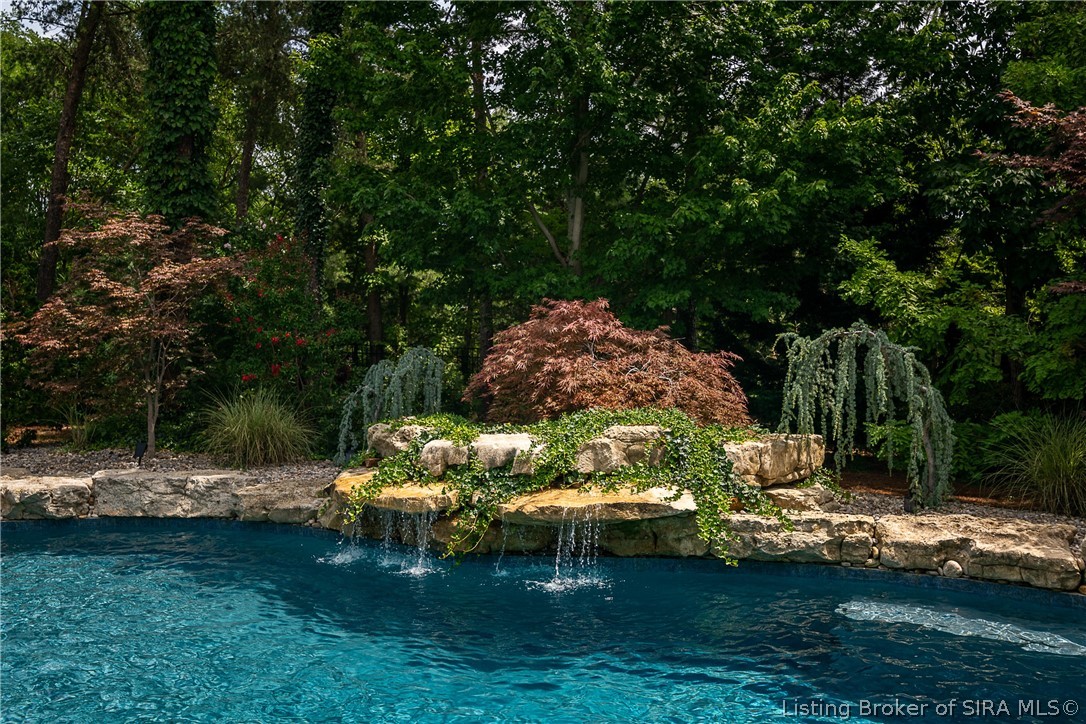 3520 Lafayette Parkway Floyds Knobs, IN 47119 - Photo 10 of 98