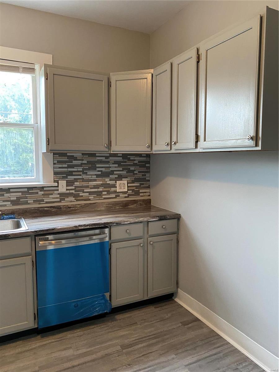 1674 4th Street Madison, IL 62060 - Photo 22 of 45 Gallery Image 22