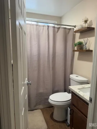 $380,000 | Undisclosed Address, Bakersfield, CA 93307