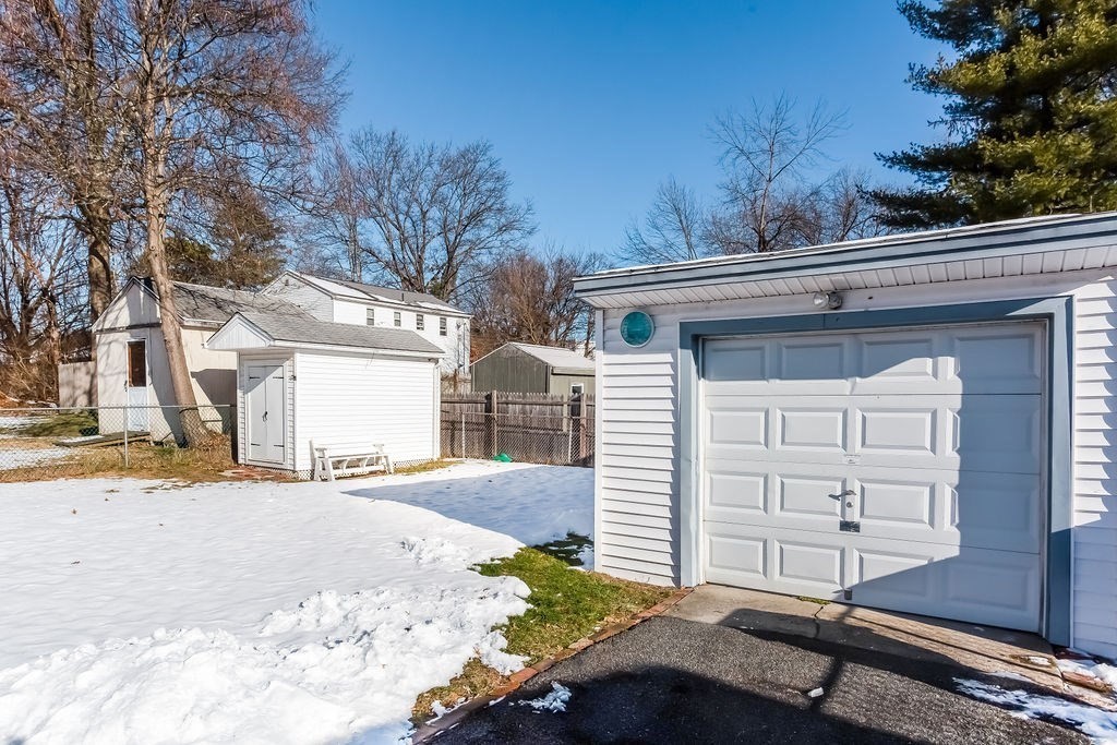 135 Tavistock Street Springfield, MA 01119 - Photo 2 of 24 Gallery Image 2