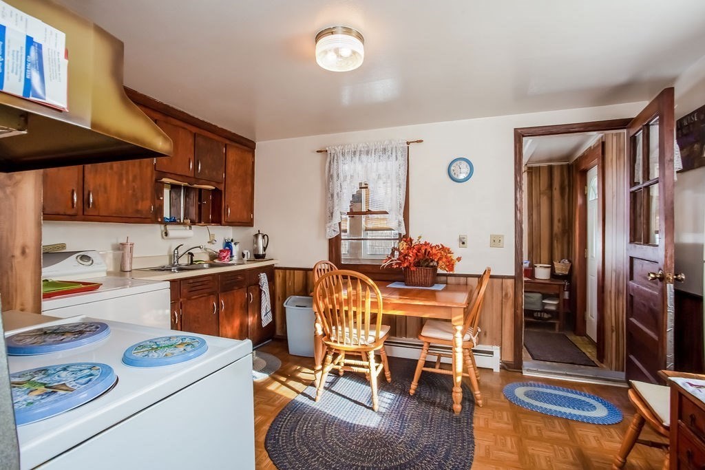 135 Tavistock Street Springfield, MA 01119 - Photo 7 of 24 Gallery Image 7
