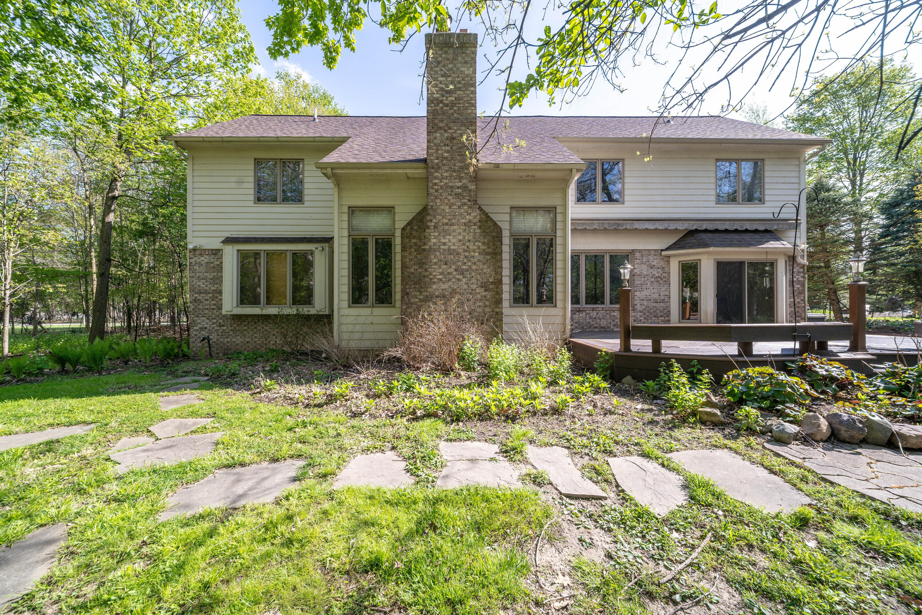 34554 Quaker Valley Road Farmington Hills, MI 48331 - Photo 53 of 56 009_12