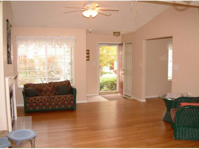 6553 Rainer-b Way Indianapolis, IN 46214 - Photo 3 of 12 Gallery Image 3