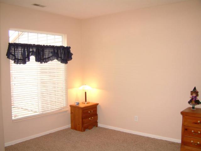 6553 Rainer-b Way Indianapolis, IN 46214 - Photo 9 of 12 Gallery Image 9