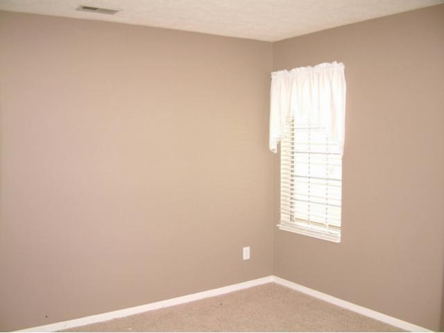 6553 Rainer-b Way Indianapolis, IN 46214 - Photo 10 of 12 Gallery Image 10