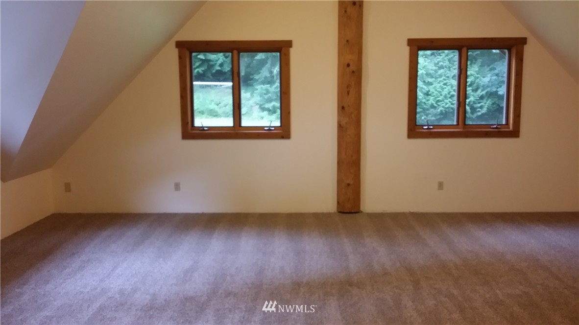 9801 178th Avenue Southeast Renton, WA 98059 - Photo 12 of 25