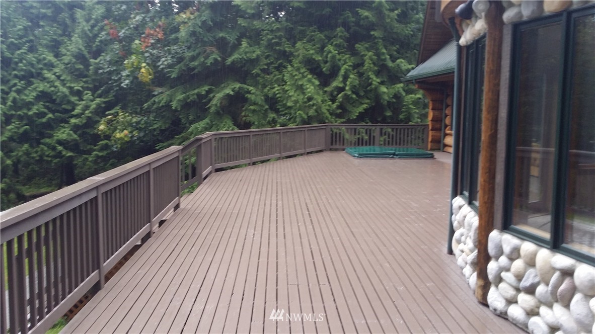 9801 178th Avenue Southeast Renton, WA 98059 - Photo 15 of 25