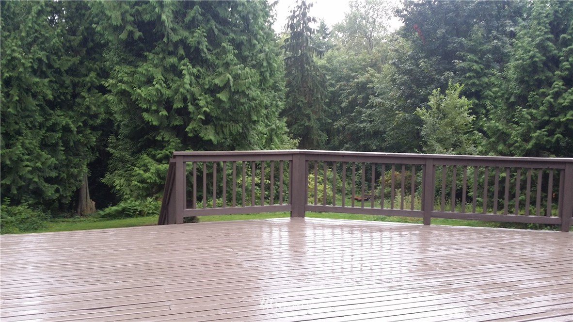 9801 178th Avenue Southeast Renton, WA 98059 - Photo 17 of 25