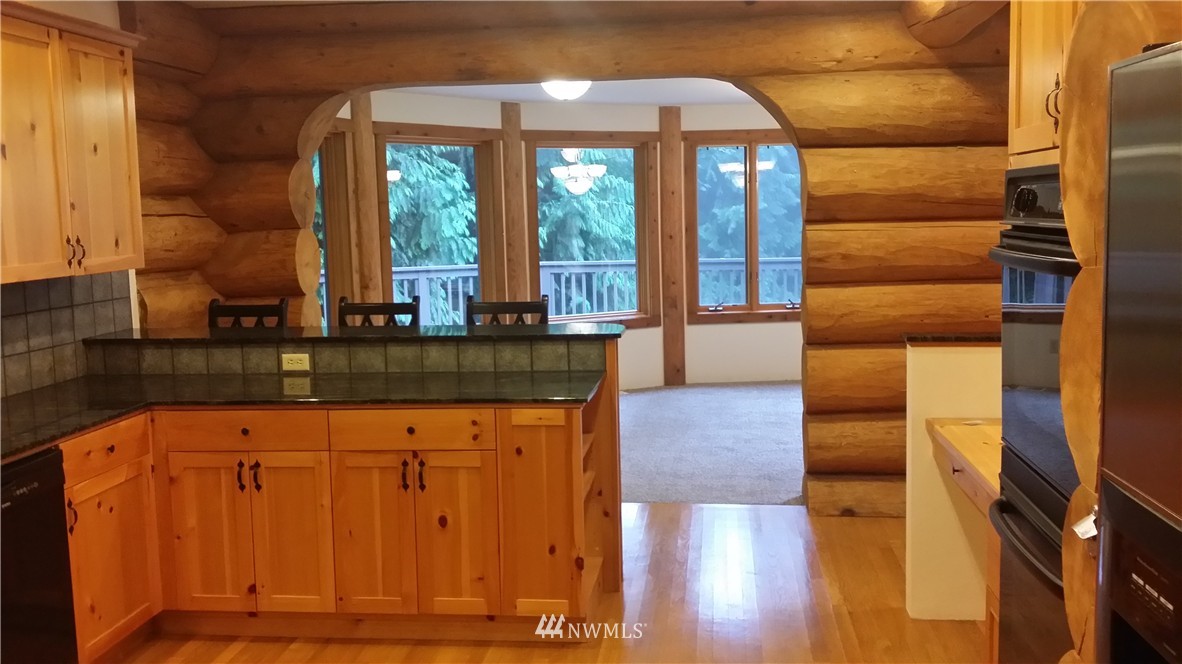 9801 178th Avenue Southeast Renton, WA 98059 - Photo 6 of 25