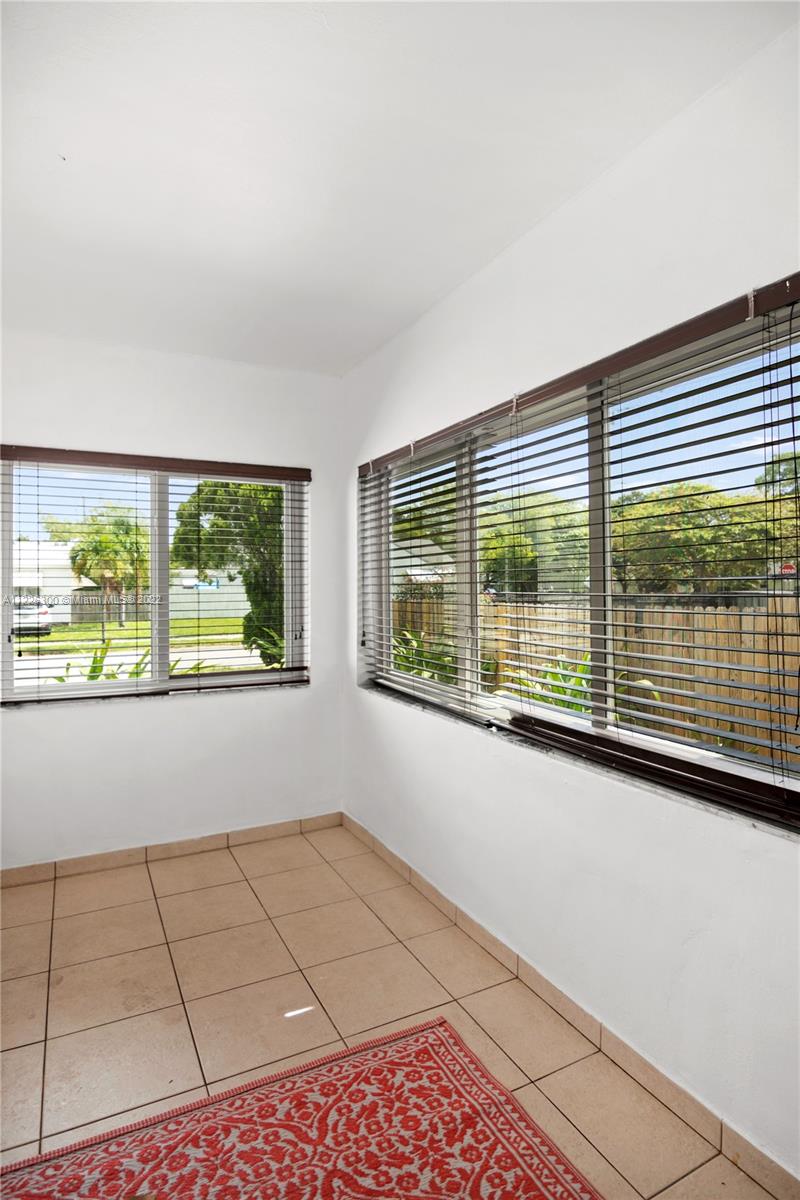 1908 Funston Street Hollywood, FL 33020 - Photo 13 of 30