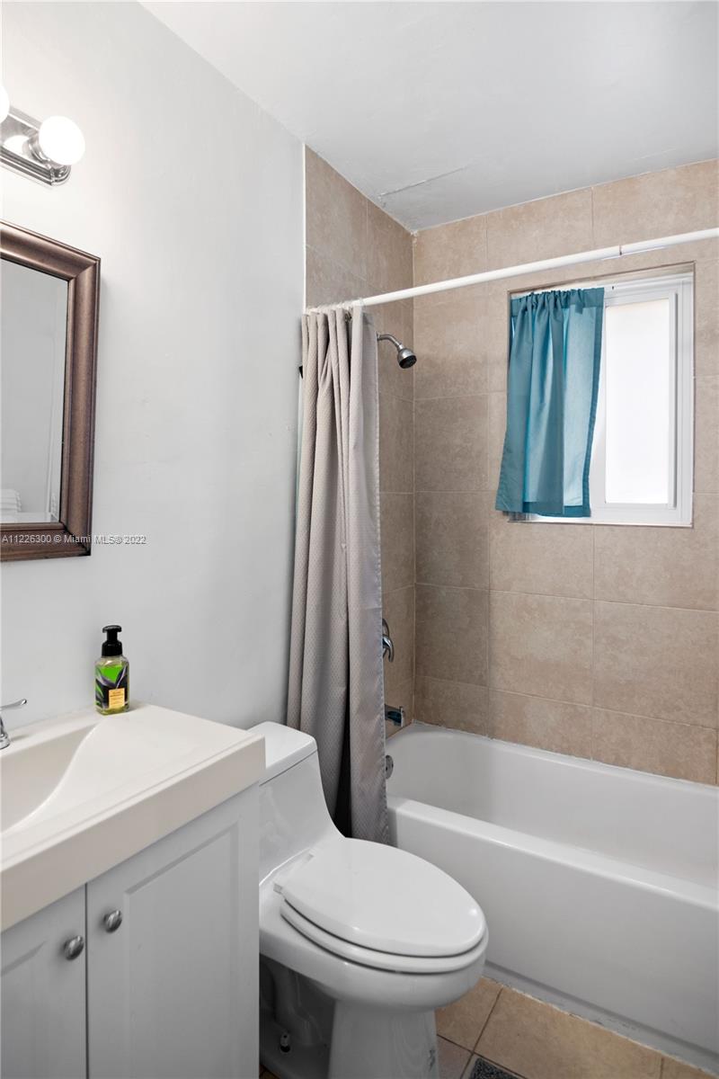 1908 Funston Street Hollywood, FL 33020 - Photo 24 of 30