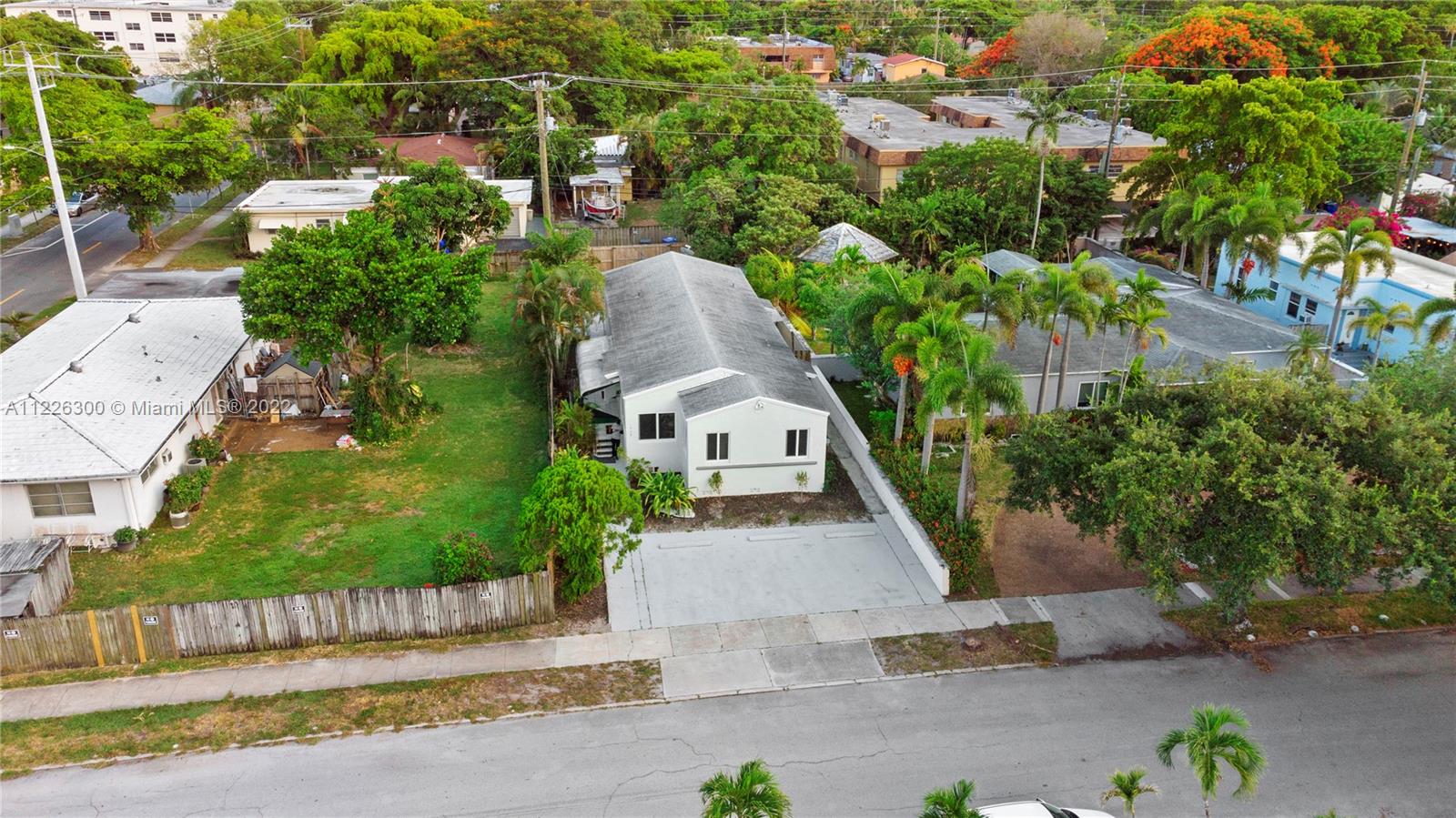 1908 Funston Street Hollywood, FL 33020 - Photo 29 of 30